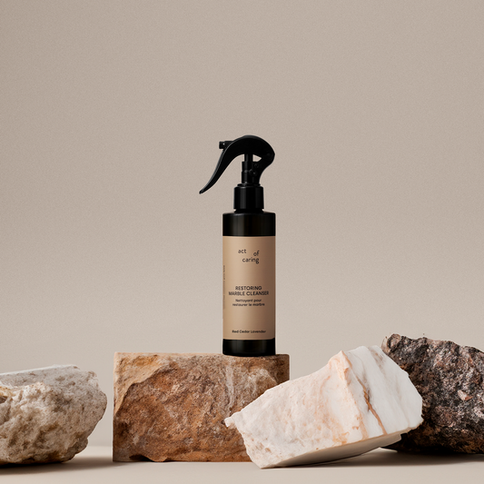 Marmorrens Restoring Marble Cleanser Red Cedar fra Act of Caring.