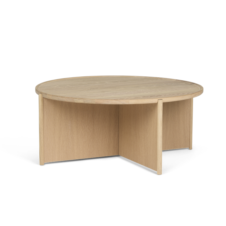 Sofabordet Cling Coffee Table fra Northern i lysoljet eik, Ø90 cm