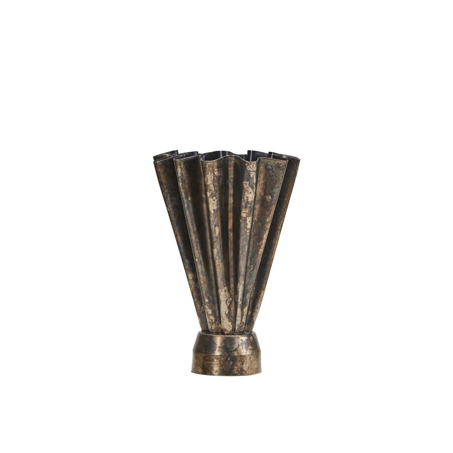 Flood er en karakterfull vase fra House Doctor. Et fantastisk blikkfang som passer like fint på spisebordet, som på stuebordet, i vinduskarmen eller på kjøkkenbenken!