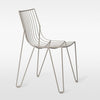 Lysegrå utestol: Spisestolen Tio Chair fra Massproductions i fargen Stone Grey