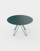 Spisebordet Tio Dining Table Round Ø126 cm fra Massproductions i fargen Blue Green. Bordet finnes i mange andre farger.