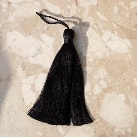 Dusk Passé Tassel