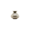 Vasen Santa Fe kommer i to ulike størrelser. Sett de sammen eller kombiner med annet steingods du er glad i!