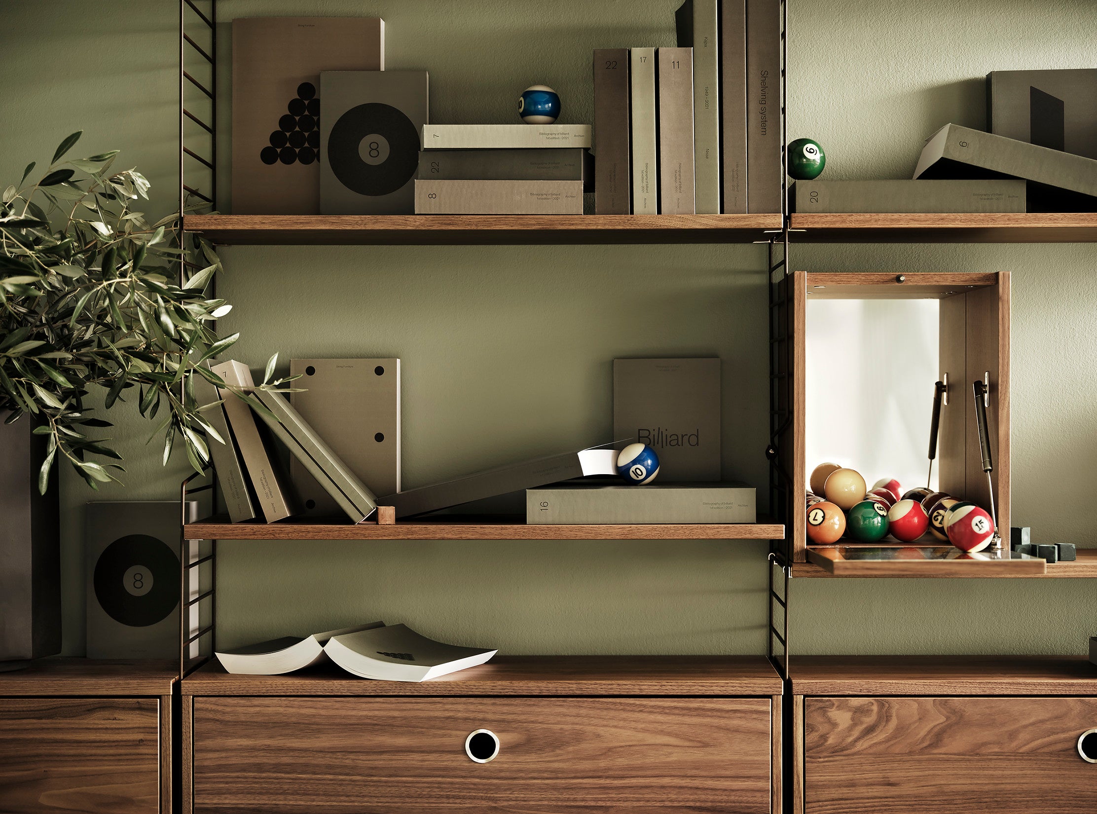 String System og Pocket fra String Furniture – OsloDeco