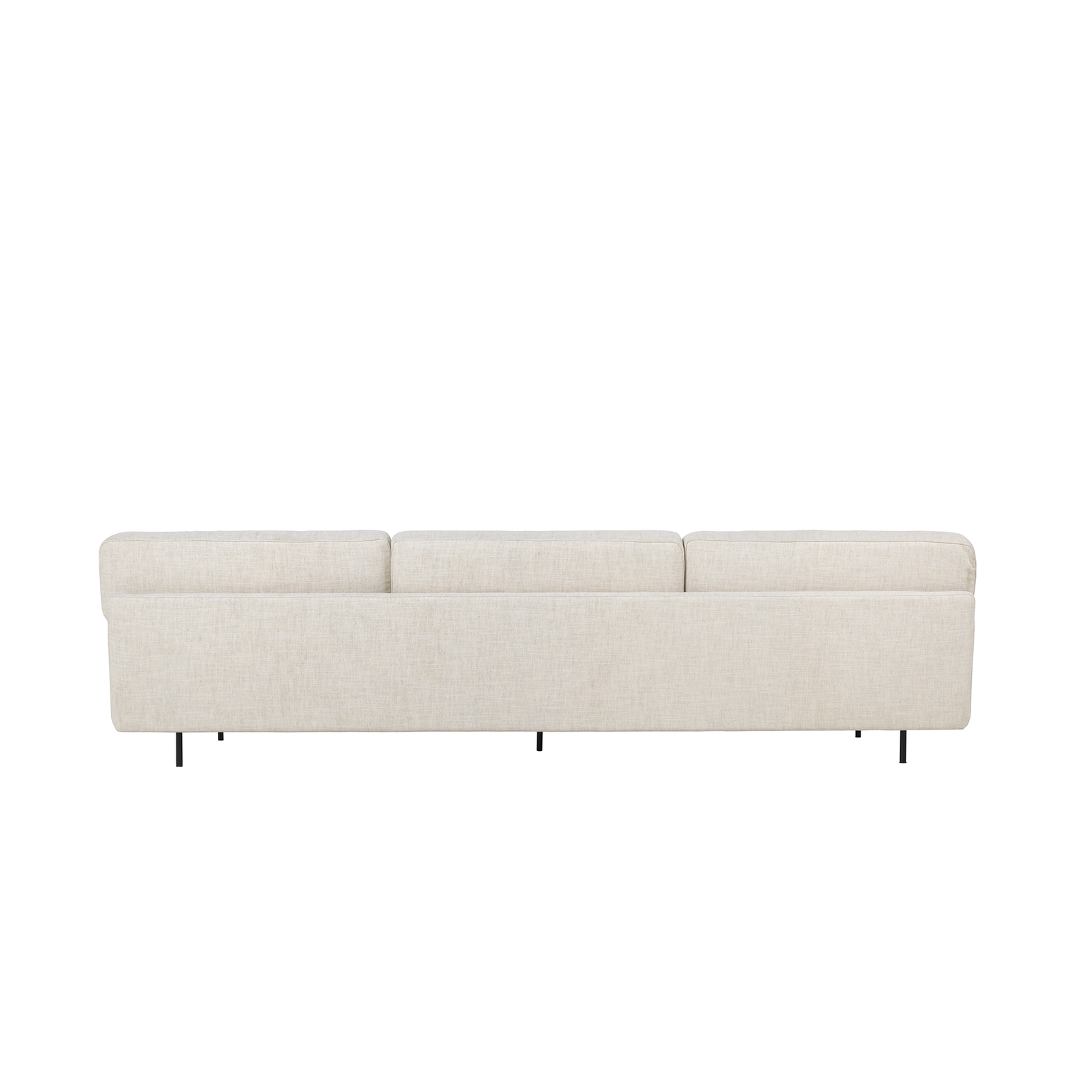 Sofaen Flaneur fra Gubi som 3-seter i tekstilet Limonta, White 15, sett bakfra.