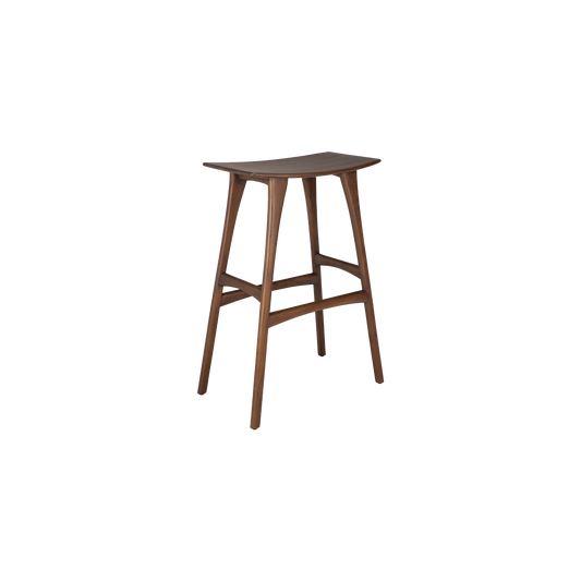 Barkrakk Osso Bar Stool (H80 cm) i brunlakkert teak/brown teak fra Ethnicraft 