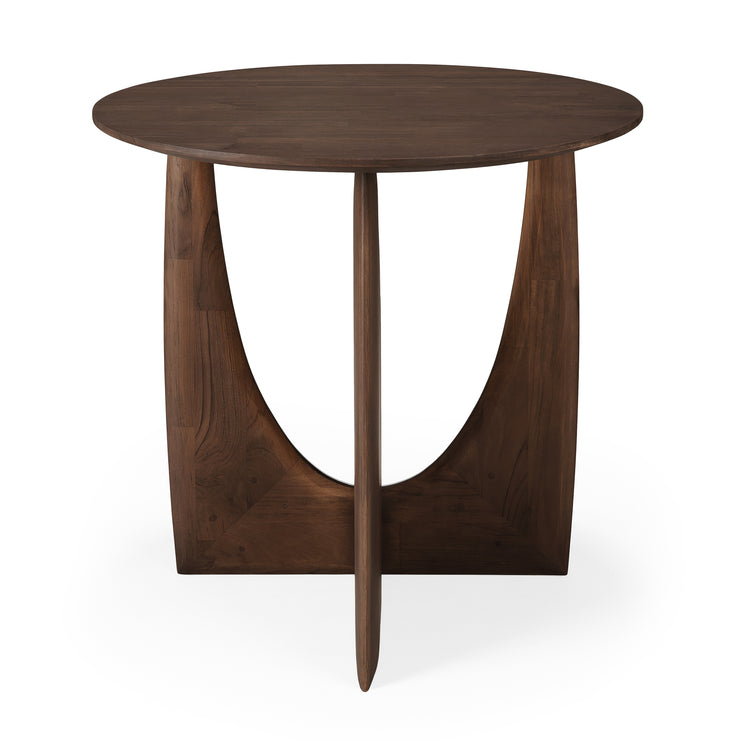 Sidebordet Geometric Side Table fra Ethnicraft i brunlakkert teak