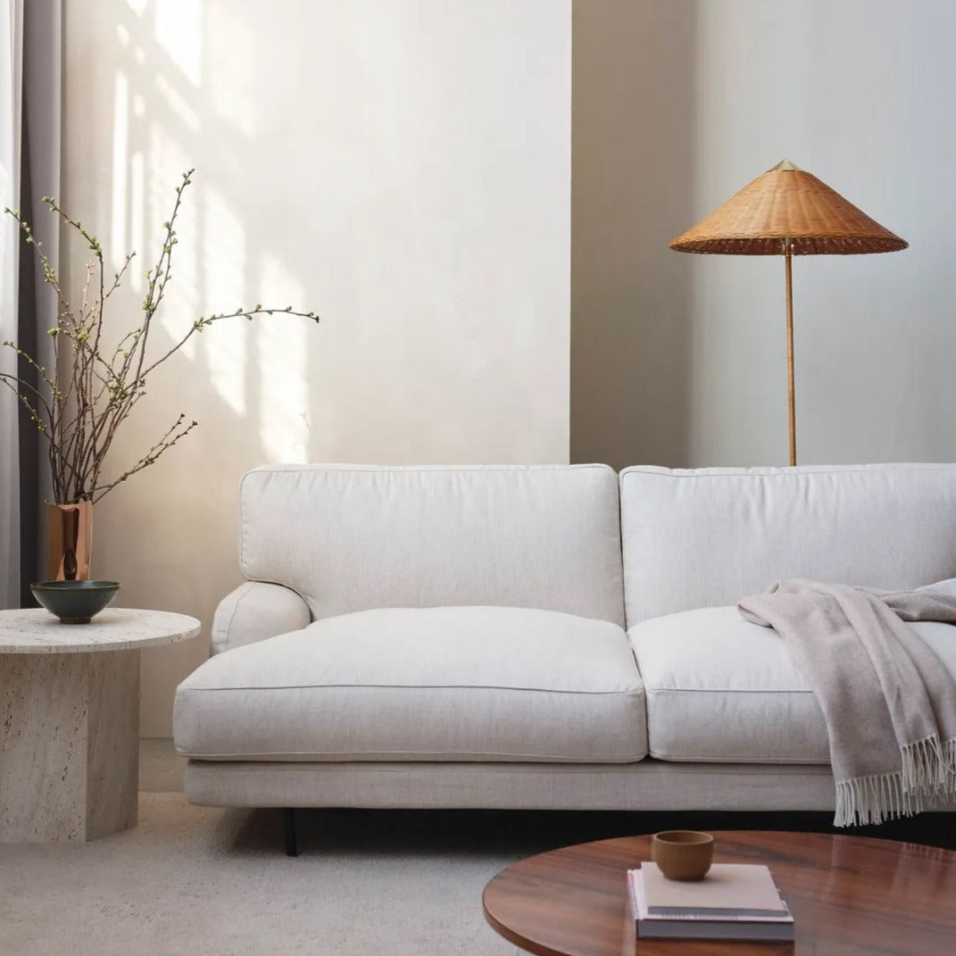 Sofaen finnes også som vanlig 2-seter og 3-seter, men kan bestilles i enda flere varianter og sammensetninger.