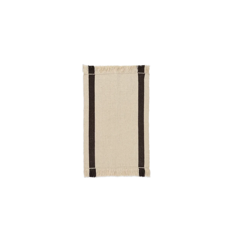 Dørmatte Calm Kelim Mat fra Ferm LIVING i fargen Coffee/Off-white