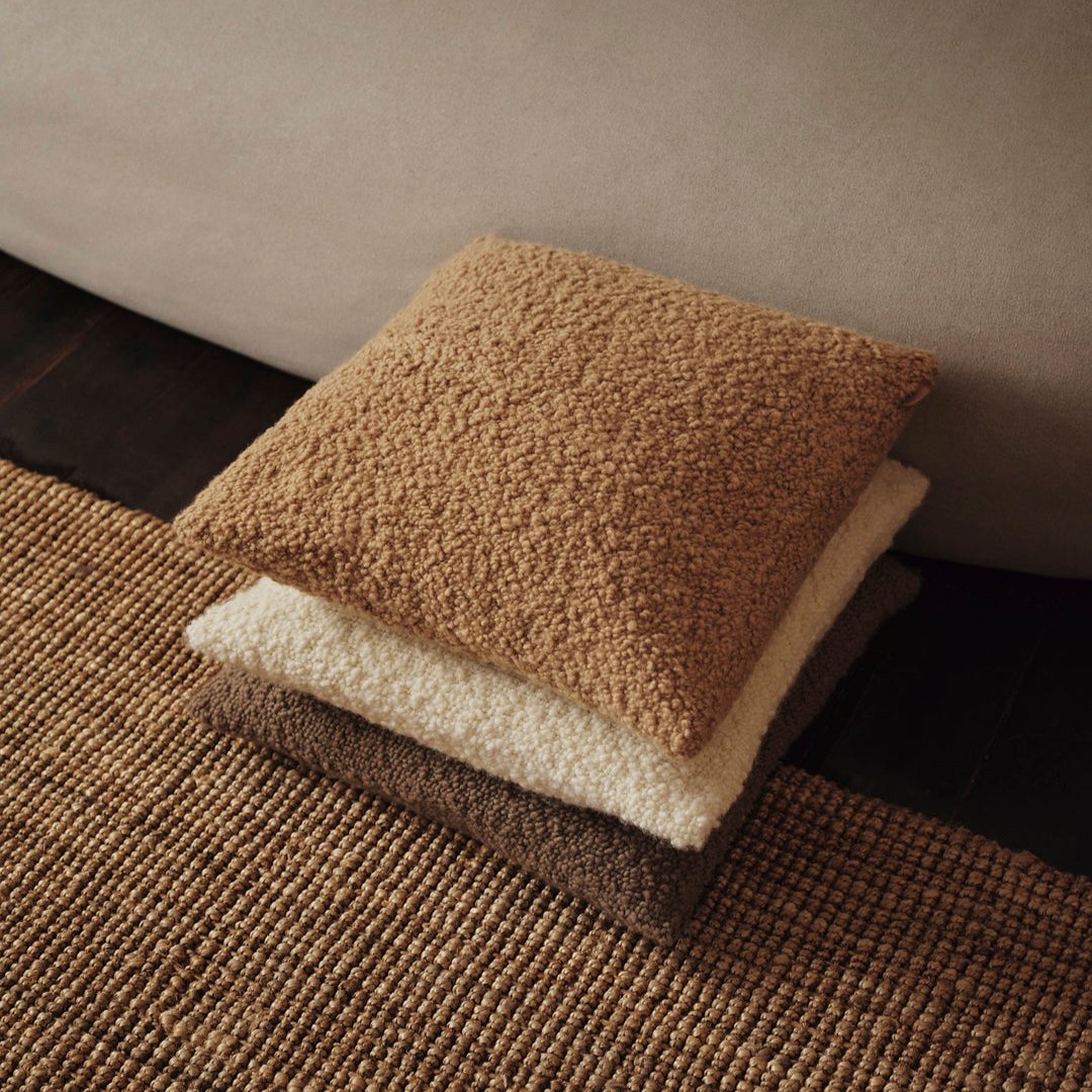 Puten Moor Cushion er et perfekt tilskudd til et lunt og vakkert hjem.