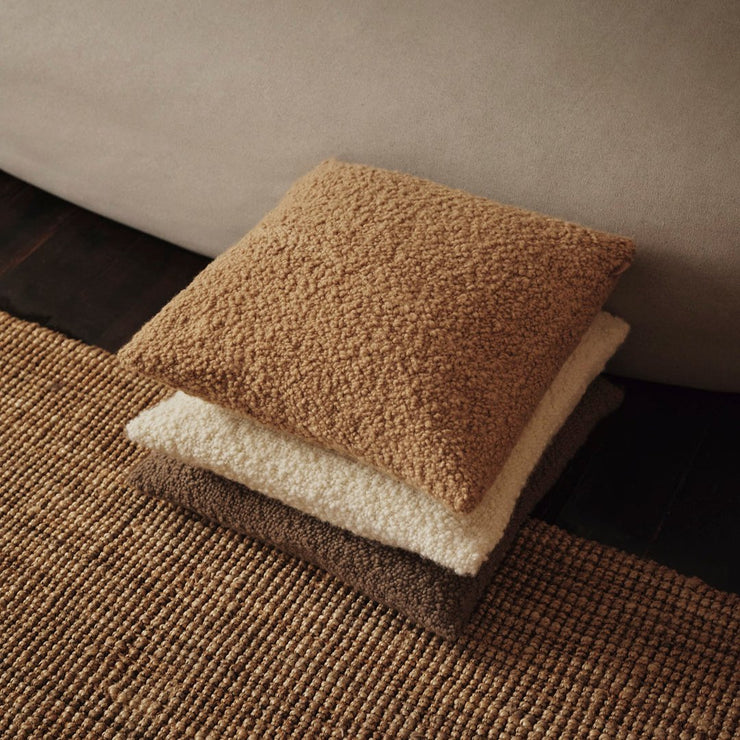 Puten Moor Cushion er et perfekt tilskudd til et lunt og vakkert hjem.