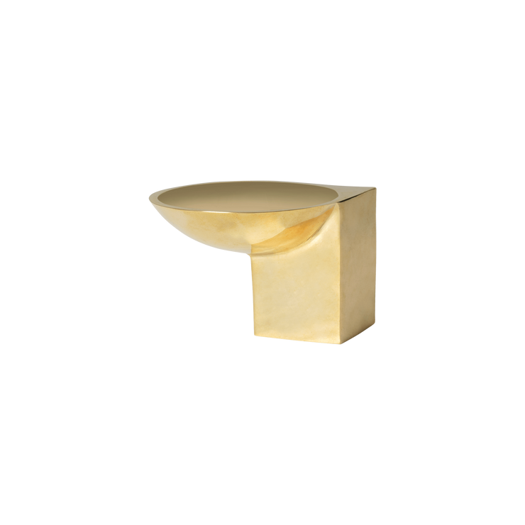 Høyt fat Ø14 cm Santany Bowl fra Ferm Living i messing.