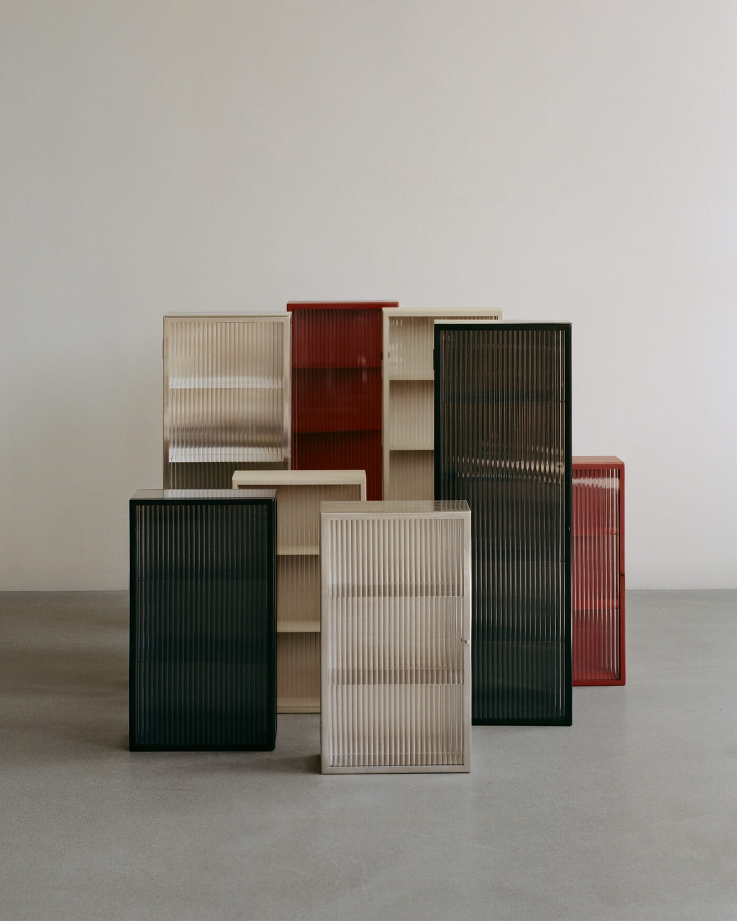 Veggskap Haze Wall Cabinet Rillet Glass fra Ferm Living.