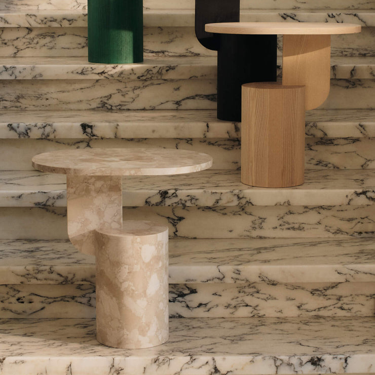 Sidebord Insert Side Table Stone Sand fra Ferm Living.