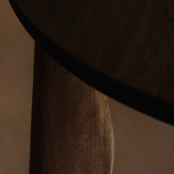 Skrivebord Feve Table fra Ferm Living.