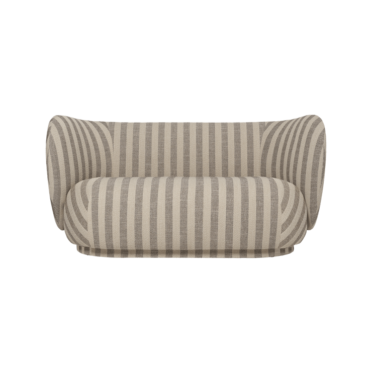 Sofa Rico 2-seter i Louisiana - Sand/Off-white fra Ferm Living.