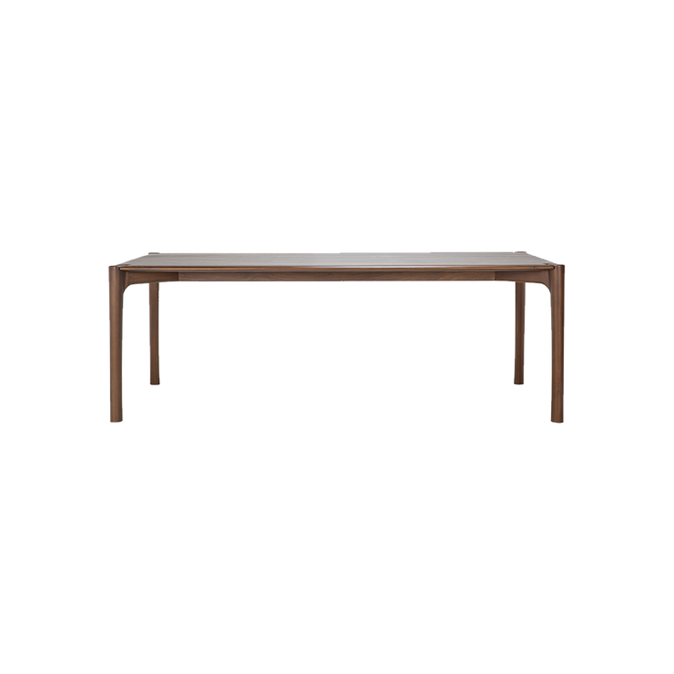 Spisebord PI Dining Table fra Ethnicraft i lakkert teak.