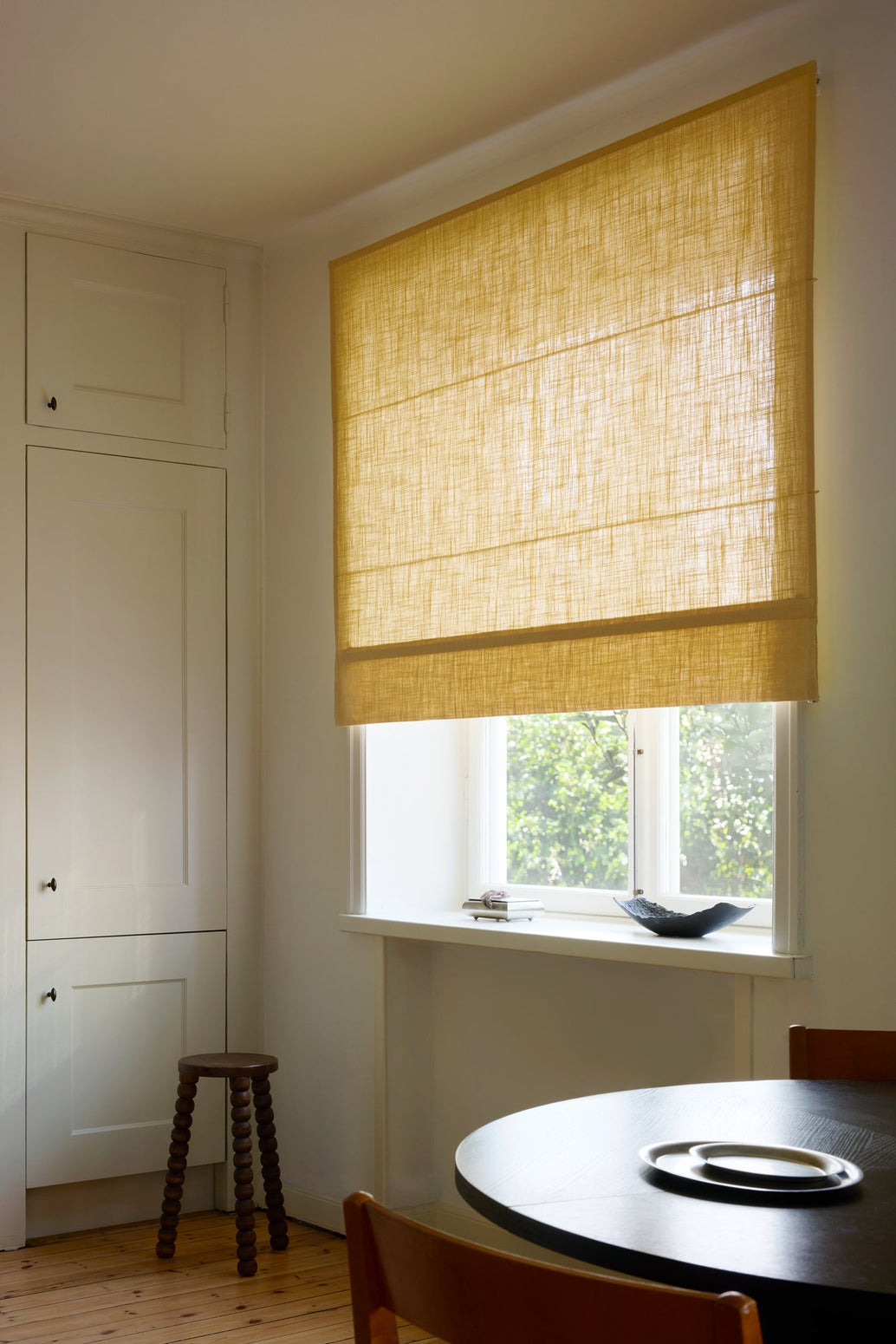 Liftgardin vevd lin fra Gotain i fargen Havregul / Oat Yellow