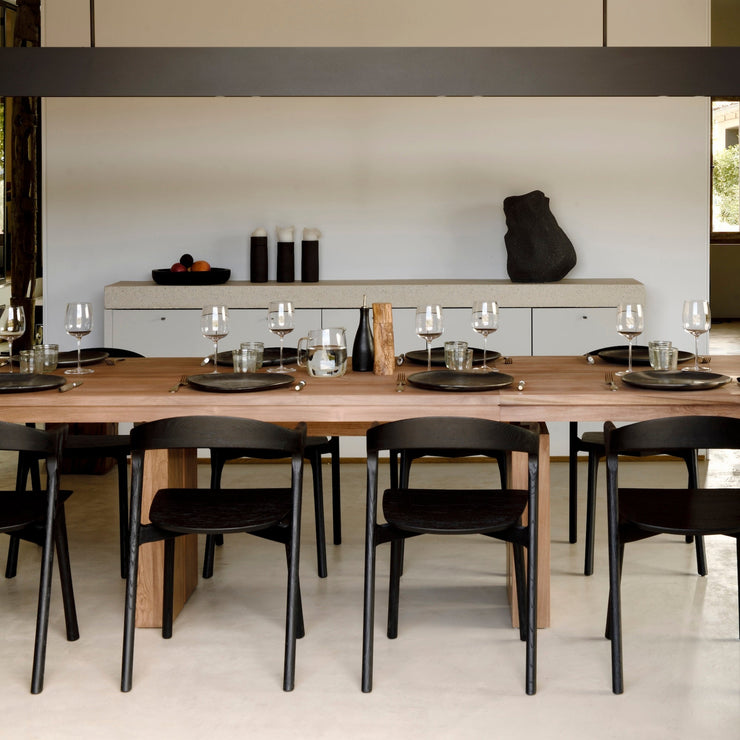 Spisestol Bok Dining Chair fra Ethnicraft med finish i svartlakkert eik