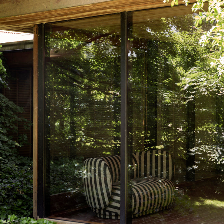 Sofa Rico 2 seter fra ferm Living i tekstilet Louisiana