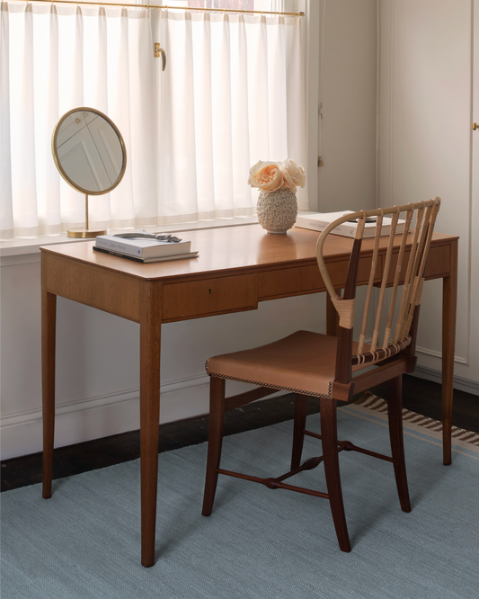 Teppe Röllakan Solid i fargen Sky Blue fra Layered.