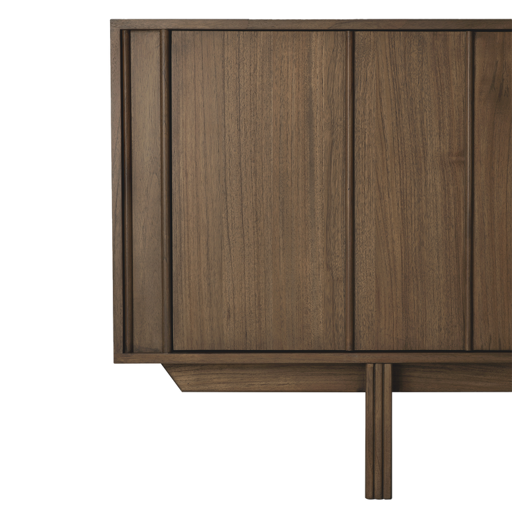 Skjenk Pillar Sideboard fra Ethicraft.
