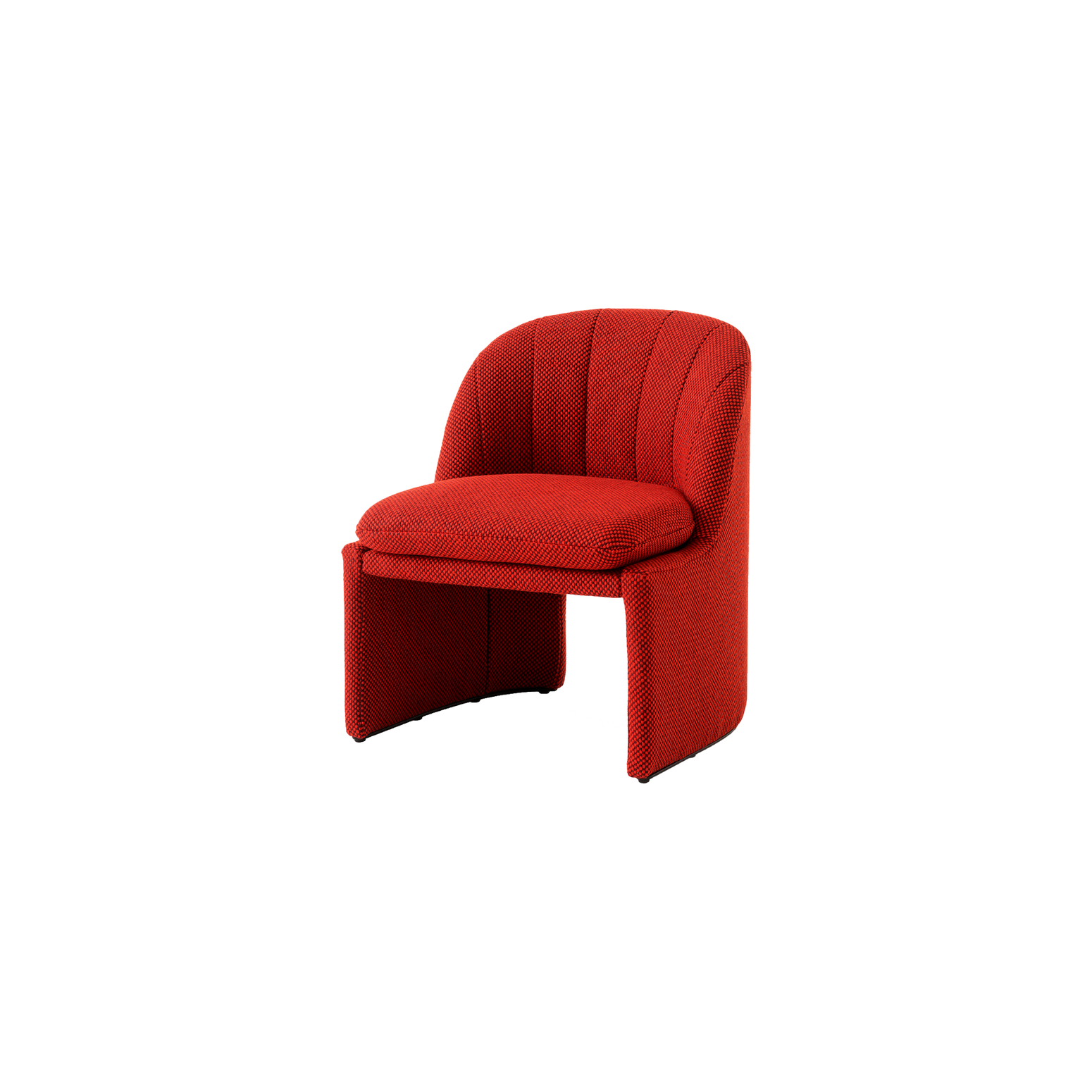 Lenestol Loafer SC107 Club Chair i fargen rød (Sisu 0655) fra &tradition.