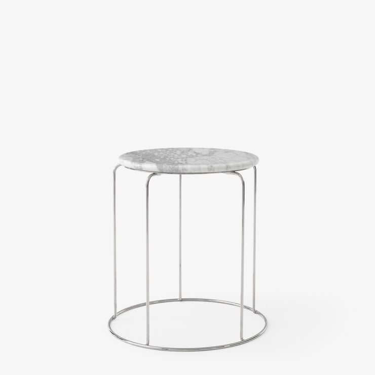 Sidebord Wire Stool VP11 fra &tradition med hvit marmorplate