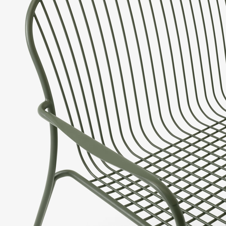 Grønn loungesofa til uteplassen, Thorvald SC110 fra &tradition