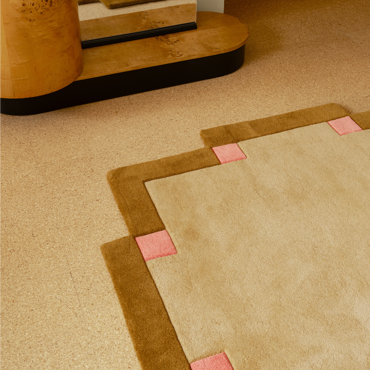 Teppe Fregio i fargen Butter Blossom fra Layered.