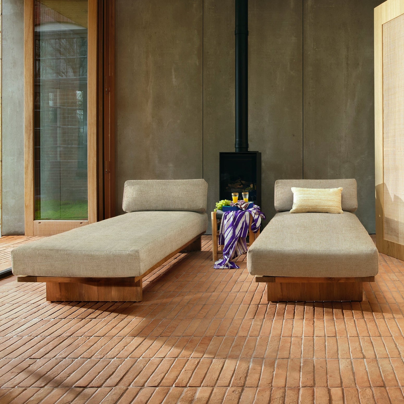 Dagseng Outdoor Teak fra HK Living i tekstilet Natural