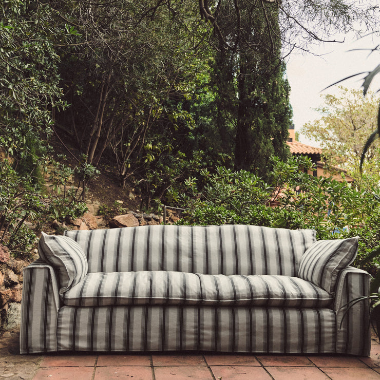 Sofa Nomad Couch treseter (244 cm) fra HKliving i Rocco Chalkstripe.