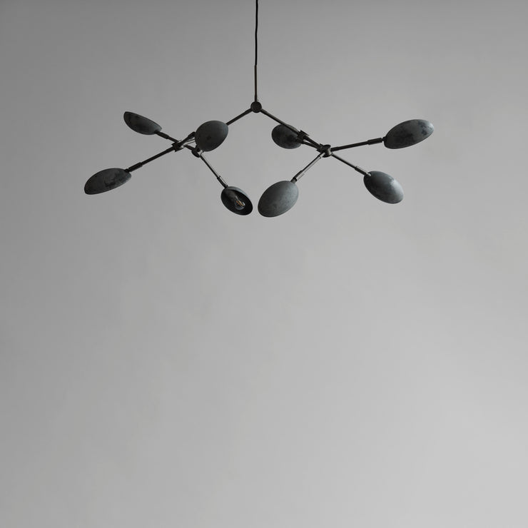 Drop Chandelier Mini med oksidert finish.