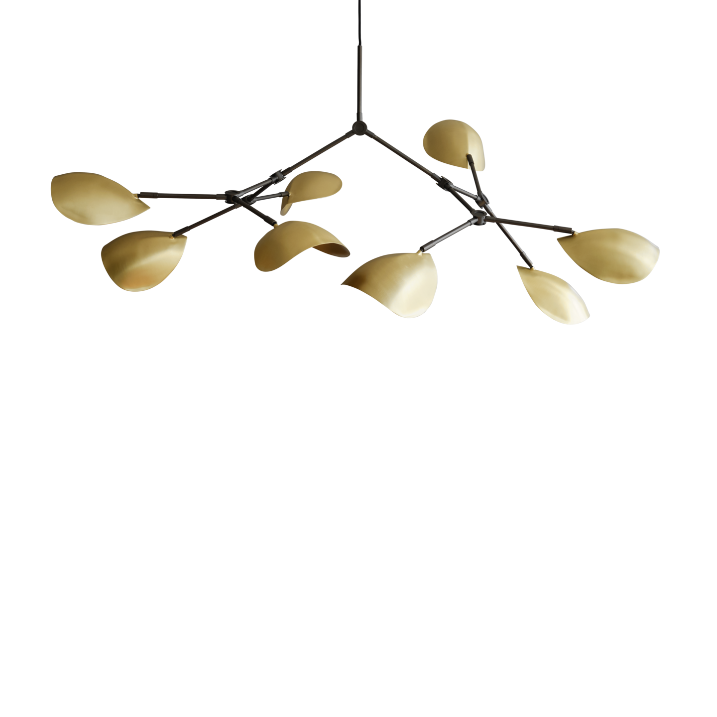 Taklampen Stingray fra 101 Copenhagen med messingfinish.
