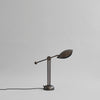 Bordlampen Stingray fra 1010 Copenhagen kan dimmes. 