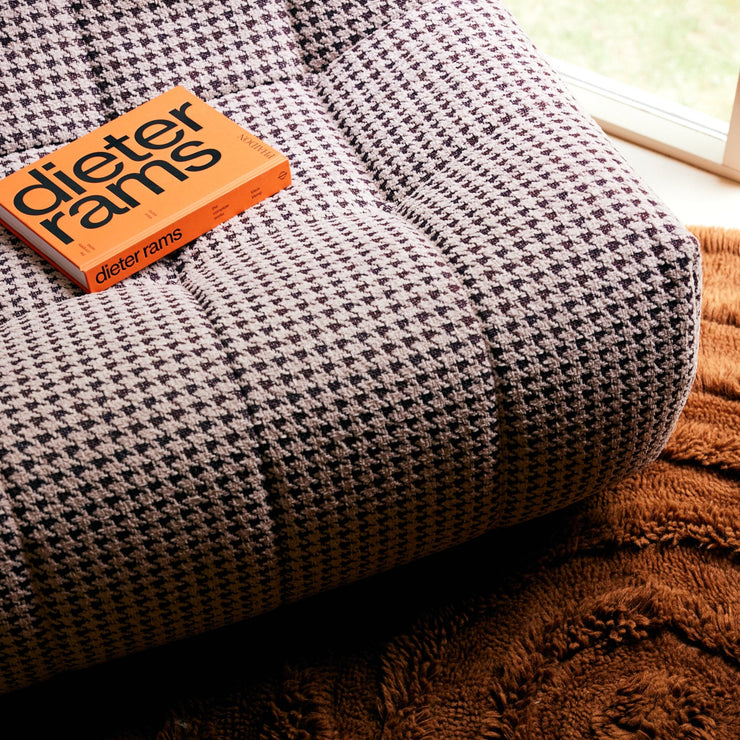 Lenestolen Lazy Lounge Chair fra HK Living i tekstilet Lobby