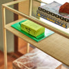 Flettet skjenk med glasstopp: Raffia Display Console fra HK Living.