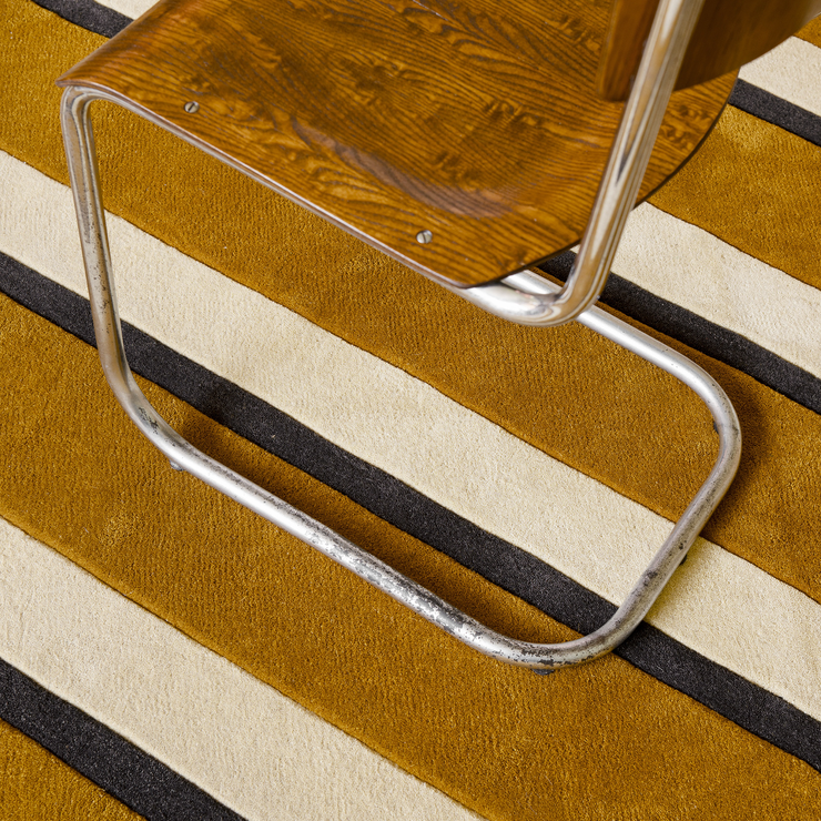 Teppe Diagonal i fargen Sand fra Layered.