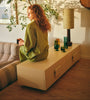 Kremfarget kommode Spacious Lowboard fra Hk Living