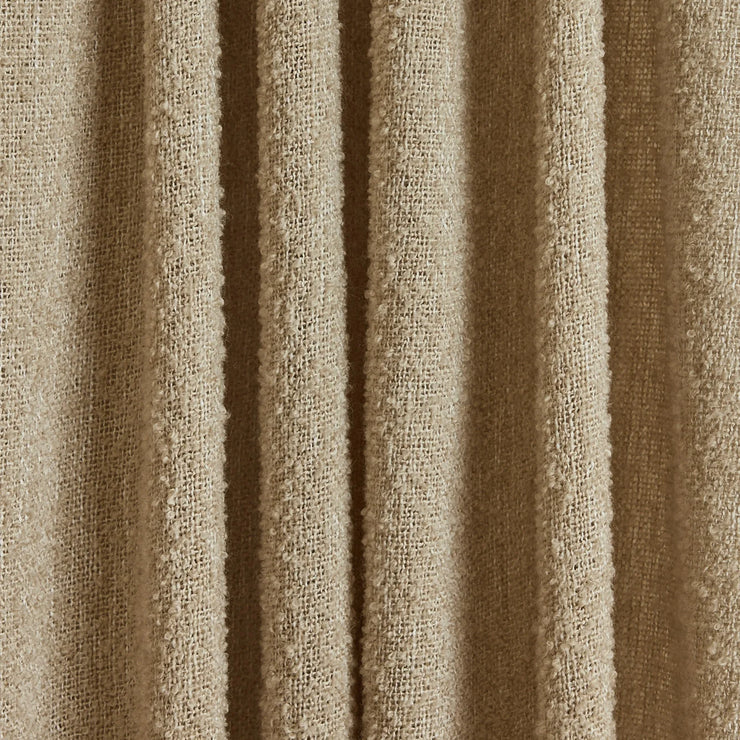 Gardin Bouclé fra Gotain i fargen Sand