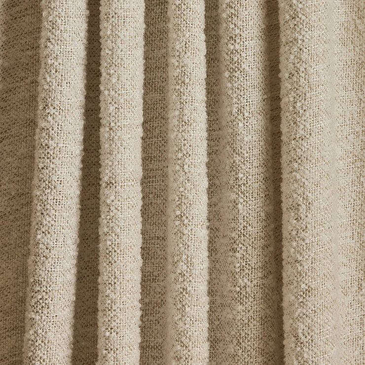 Gardin Bouclé fra Gotain i fargen Benhvit