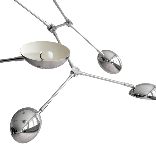 Drop Chandelier Mini fra 101 Copenhagen med krombelagt finish.