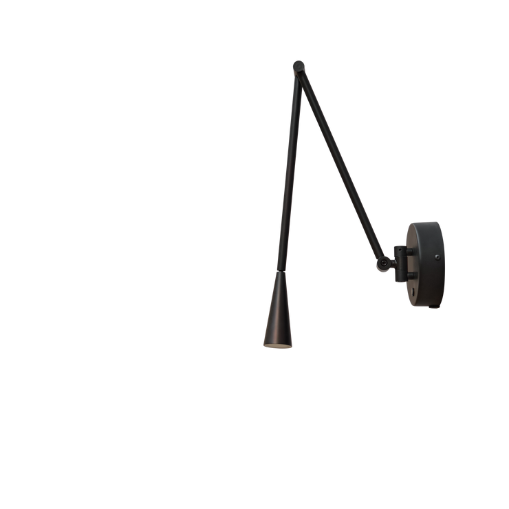 Vegglampen Snake Wall Lamp fra 101 Copenhagen i brunsvart finish