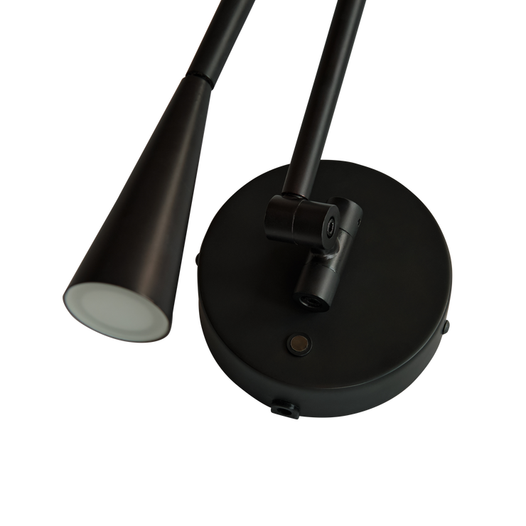 Vegglampen Snake Wall Lamp fra 101 Copenhagen i brunsvart finish