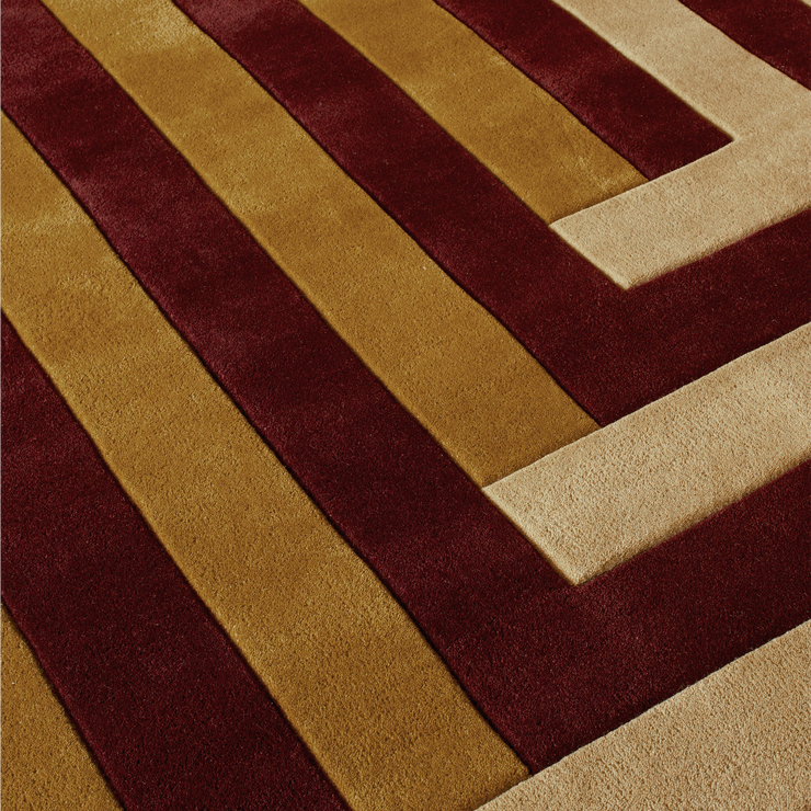 Teppe Labyrinth i beige / brunt (Mulberry Sand) fra Layered.