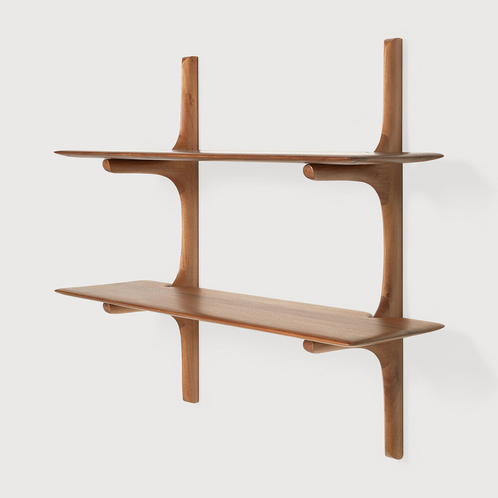 Vegghengt hylle med to hylleflater: Pl Wall Shelf fra Ethnicraft, i heltre mahogni