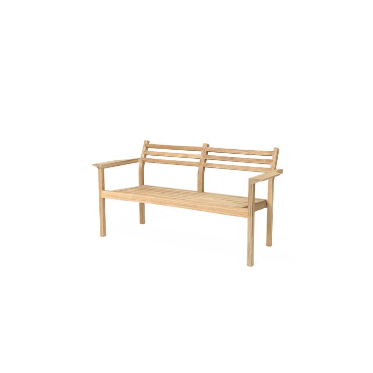 Carl Hansen & Søn sin utesofa AH701 Outdoor Lounge Sofa ble designet av Alfred Homann.