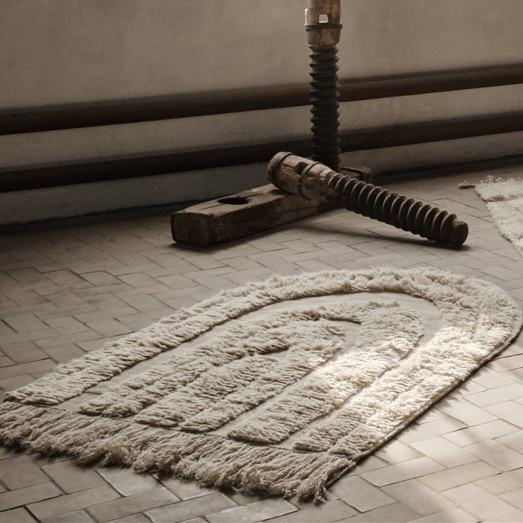 Teppet no.01 fra Cappelen Dimyr 