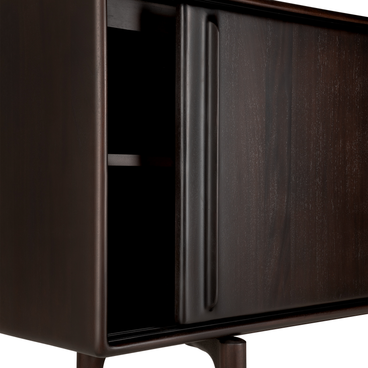 Skjenk Flow Sideboard fra Ethnicraft.