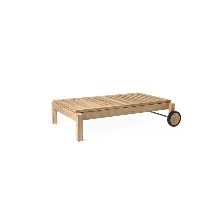 Solseng AH604 Outdoor Lounger fra Carl Hansen & Søn.